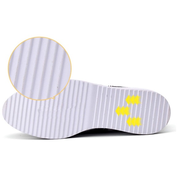 Black Oxford Patent Platform Lace-Up Shoes - Picture 5 of 7